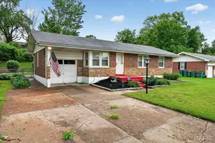 10312 Seaton Dr, Bellefontaine Neighbors, MO 63137 - Photo 47