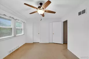 10312 Seaton Dr, Bellefontaine Neighbors, MO 63137 - Photo 23