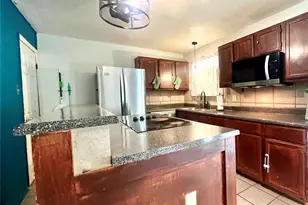10201 Royal Dr, Castle Point, MO 63136 - Photo 9