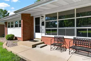 9645 Venice Dr, Saint Louis, MO 63136 - Photo 5
