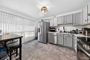 9645 Venice Dr, Saint Louis, MO 63136 - Photo 11
