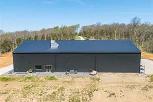 709 Eberhardt Ln, De Soto, MO 63020 - Photo 9