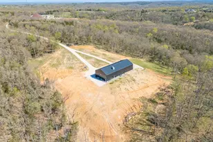 709 Eberhardt Ln, De Soto, MO 63020 - Photo 3