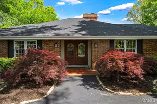 13021 Saller Dr, Sunset Hills, MO 63127 - Photo 7