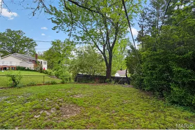 8151 Underhill Drive, Saint Louis, MO 63114 - Photo 29