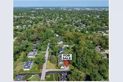908 Woodshire Lane + Lot A, Creve Coeur, MO 63141 - Photo 3
