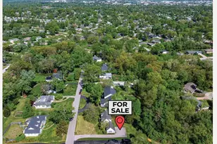 908 Woodshire Ln + Lot A, Creve Coeur, MO 63141 - Photo 3