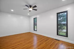 2520 Greenberry Dr, Florissant, MO 63033 - Photo 25