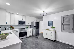 2520 Greenberry Dr, Florissant, MO 63033 - Photo 9