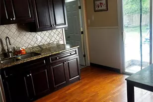12249 Bennington Pl, Maryland Heights, MO 63043 - Photo 9