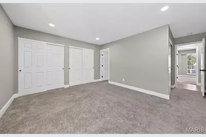 549 Rancho Lane, Florissant, MO 63031 - Photo 13