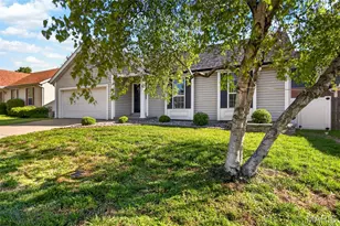 549 Rancho Ln, Florissant, MO 63031 - Photo 3