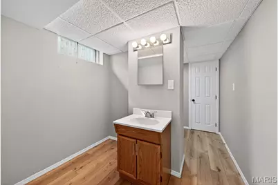 549 Rancho Lane, Florissant, MO 63031 - Photo 37