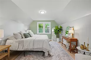 6933 Melrose Ave, University City, MO 63130 - Photo 15