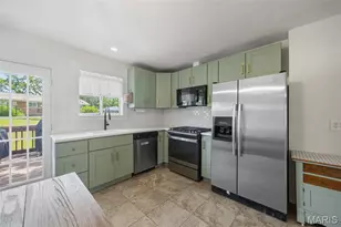 9616 Antonette Hills Dr, Affton, MO 63123 - Photo 7
