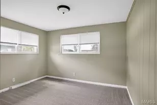 9946 Lanier Dr, Saint Louis, MO 63136 - Photo 13