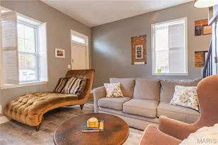 908 Hickory, Saint Louis, MO 63104 - Photo 3