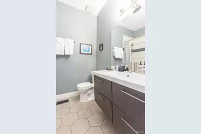 908 Hickory, Saint Louis, MO 63104 - Photo 13