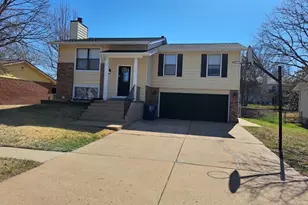 2336 Hempline Ct, Saint Louis, MO 63129 - Photo 1