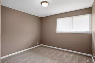 10253 Green Valley Dr, Saint Louis, MO 63136 - Photo 15