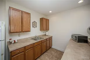 1210 Emerald Gardens Dr, Saint Peters, MO 63376 - Photo 43