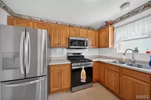 34 Green Park Ln, O'Fallon, MO 63366 - Photo 7
