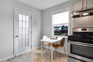 3340 Bendick Ave, Saint Louis, MO 63139 - Photo 13