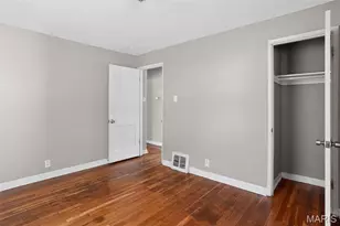 1124 Grenshaw Dr, Saint Louis, MO 63137 - Photo 21