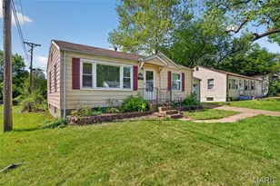 1124 Grenshaw Dr, Saint Louis, MO 63137 - Photo 1