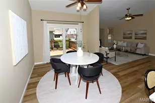 390 Windsor Pl, Saint Peters, MO 63376 - Photo 7