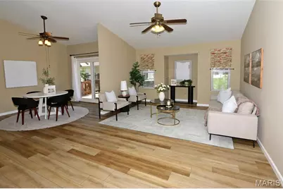390 Windsor Place #E, Saint Peters, MO 63376 - Photo 3