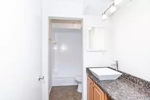 4355 Maryland Ave, Saint Louis, MO 63108 - Photo 7