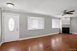 25 Jane Ct, Maryland Heights, MO 63043 - Photo 7