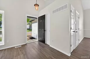 453 Seton Hall Ct, Valley Park, MO 63088 - Photo 13
