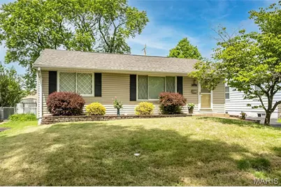 7121 Leona Street, Saint Louis, MO 63116 - Photo 1