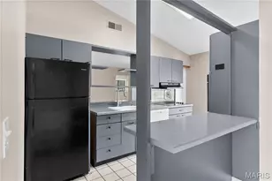2325 Allen Dr, Florissant, MO 63033 - Photo 9