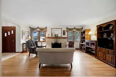 8015 New Haven Avenue, Affton, MO 63123 - Photo 3