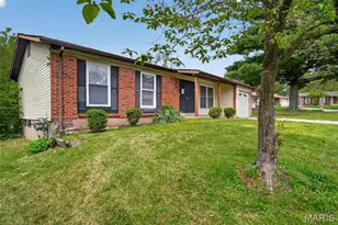 6349 Honey Bee Ct, Florissant, MO 63033 - Photo 9