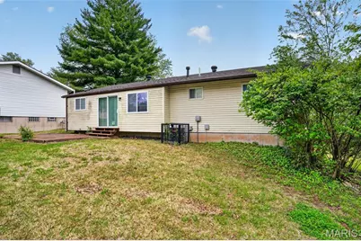 6349 Honey Bee Court, Florissant, MO 63033 - Photo 11