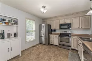 5409 Delaney Dr, Wentzville, MO 63385 - Photo 7