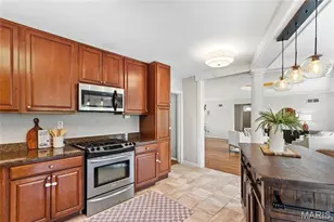 8701 Washington Ave, University City, MO 63124 - Photo 29