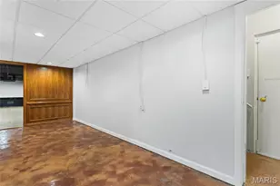 8701 Washington Ave, University City, MO 63124 - Photo 43
