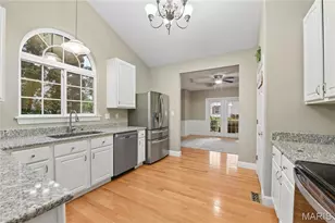 715 Rolling Wind Dr, O'Fallon, MO 63368 - Photo 7