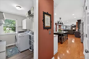 5754 Wickershire Ln, Oakville, MO 63129 - Photo 17