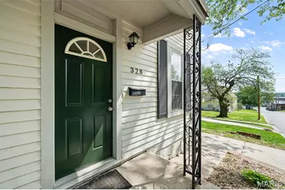 328 Franklin Street, Saint Charles, MO 63301 - Photo 3
