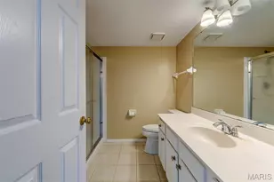 1708 Whispering Creek Dr, Ballwin, MO 63021 - Photo 9