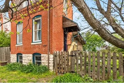 1871 Madison Street, Saint Louis, MO 63106 - Photo 3