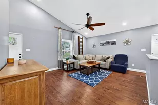 1008 Groby Rd, University City, MO 63130 - Photo 15