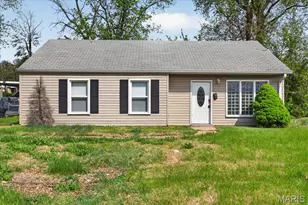 6018 Evergreen Blvd, Saint Louis, MO 63134 - Photo 1
