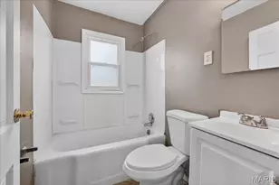 6018 Evergreen Blvd, Saint Louis, MO 63134 - Photo 13